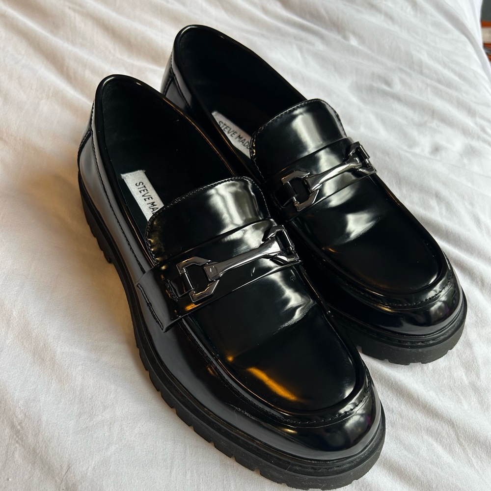 Men’s Steve Madden lug sole loafers